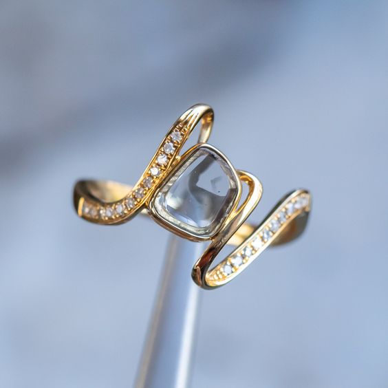 Irregular Bague en cristal vintage en or