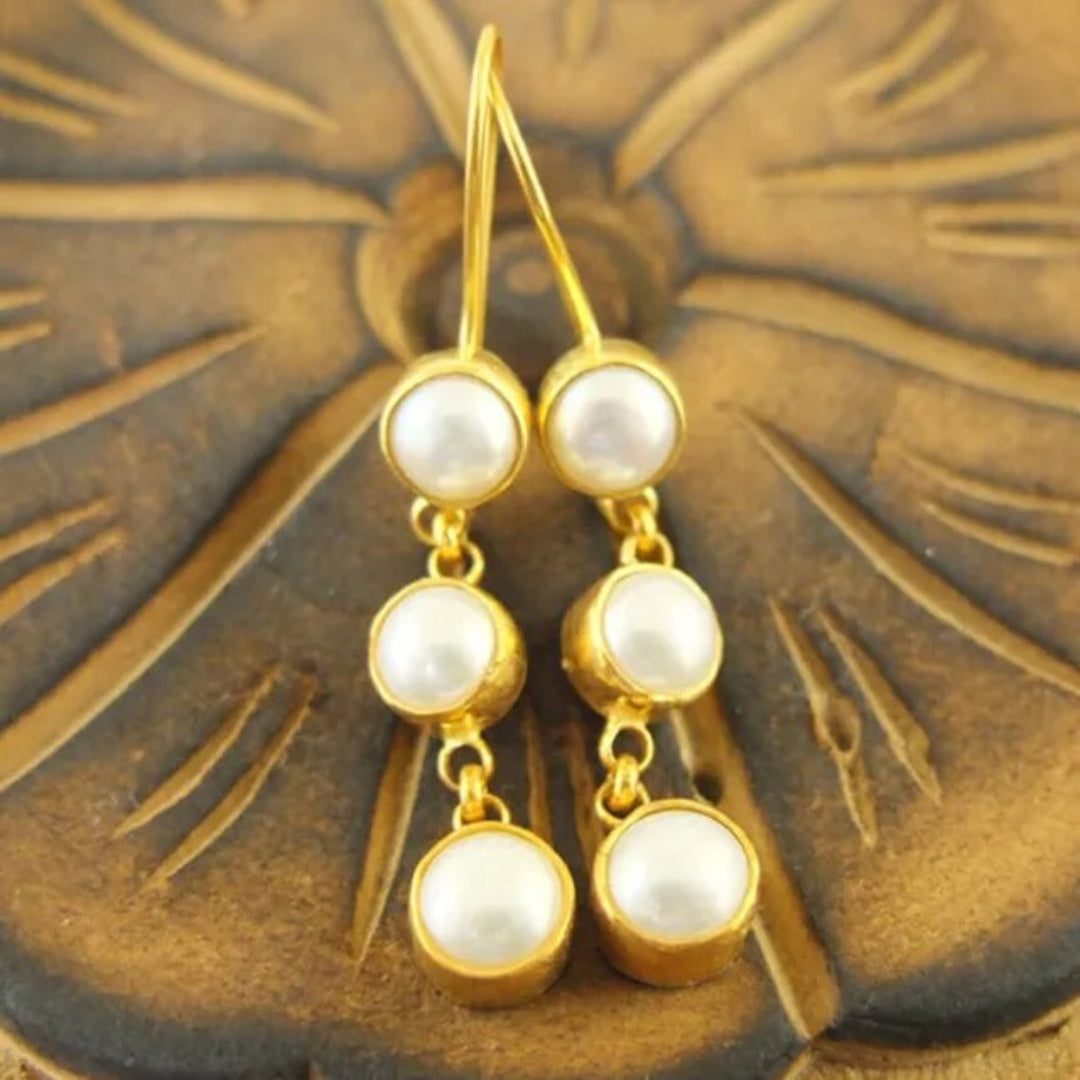 Boucles d'oreilles vintage avec incrustation de perles