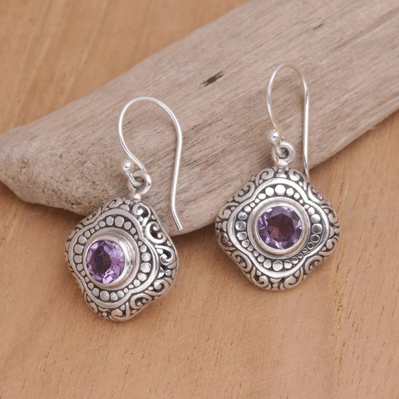 Boucles d'oreilles vintage en argent et cristal mauve