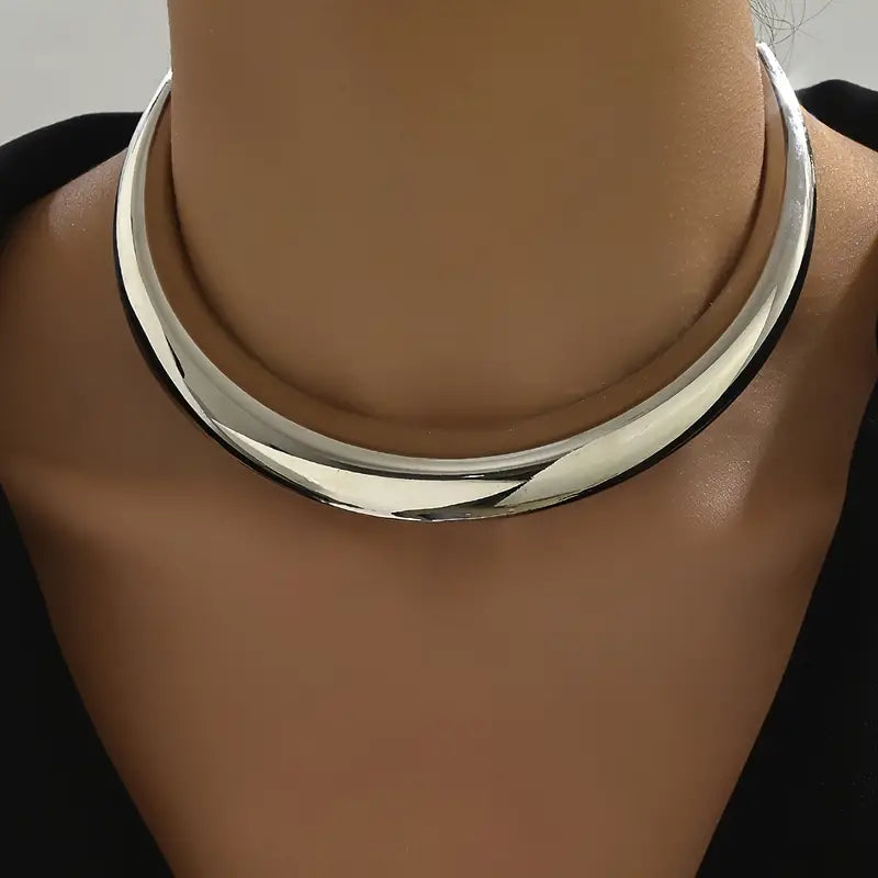 Collier épais en argent vintage