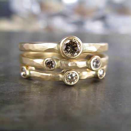 Bague en or forgé et zirconium vintage multicouches