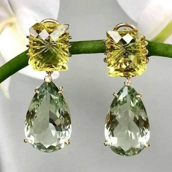 Boucles d'oreilles vintage en cristal vert