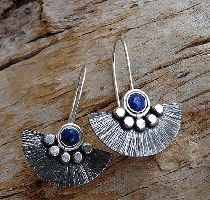 Boucles d'oreilles vintage en argent avec pierres bleues