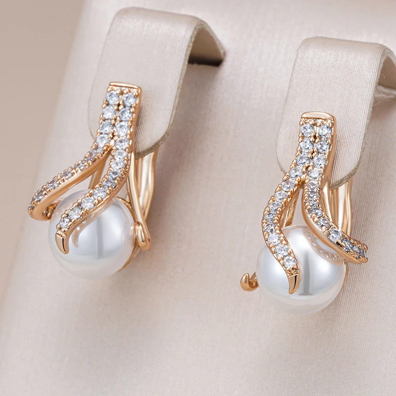 Boucles d'oreilles élégantes en perles avec strass