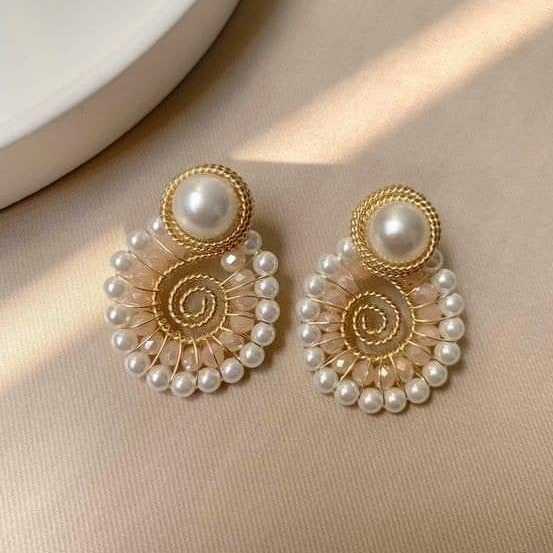 Boucles d'oreilles en perles élégantes