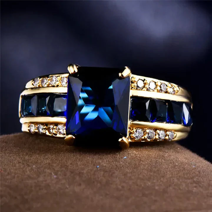 Bague vintage en or et zirconium bleu