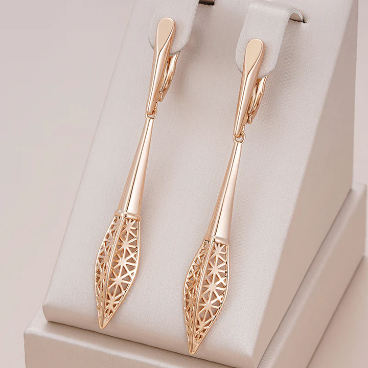 Élégantes boucles d’oreilles pendentif en or