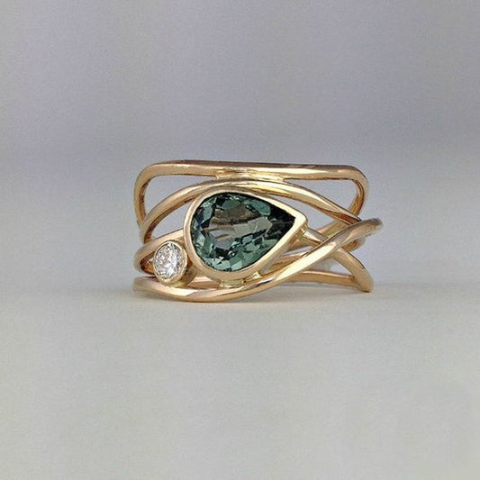 Bague cristalline verte en or multicouche vintage