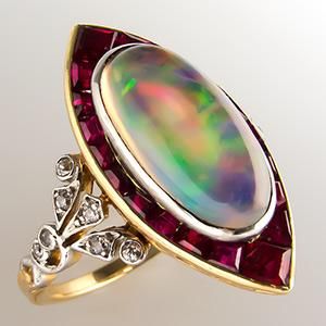 Bague brillante rouge avec opale vintage multicolore