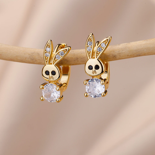 Boucles d'oreilles Minimalist Bunny avec Zirconia en or