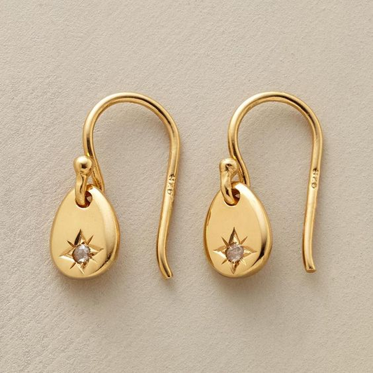 Boucles d'oreilles gouttes d'or avec étoile vintage