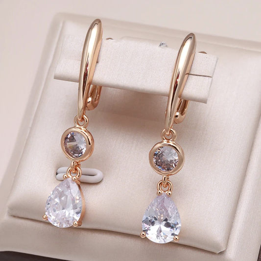 Boucles d'oreilles élégantes en cristal blanc